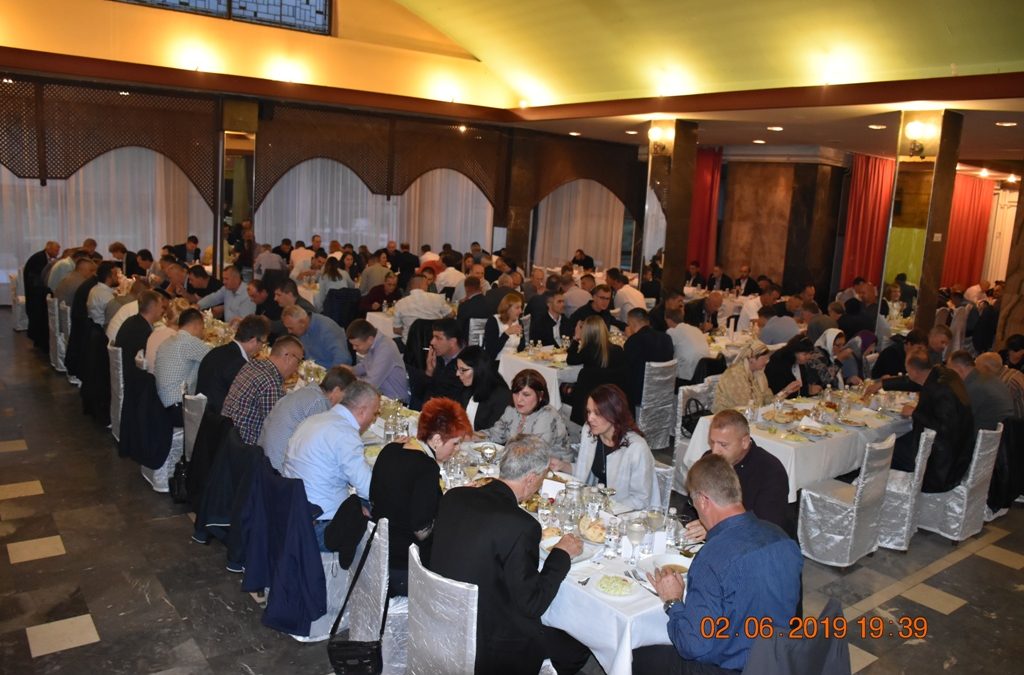 Općinski odbor PDA Banovići upriličio iftar za oko 360 zvanica