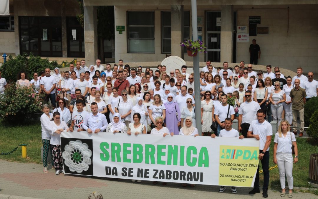 Članovi PDA Banovići odali počast žrtvama genocida u Srebrenici