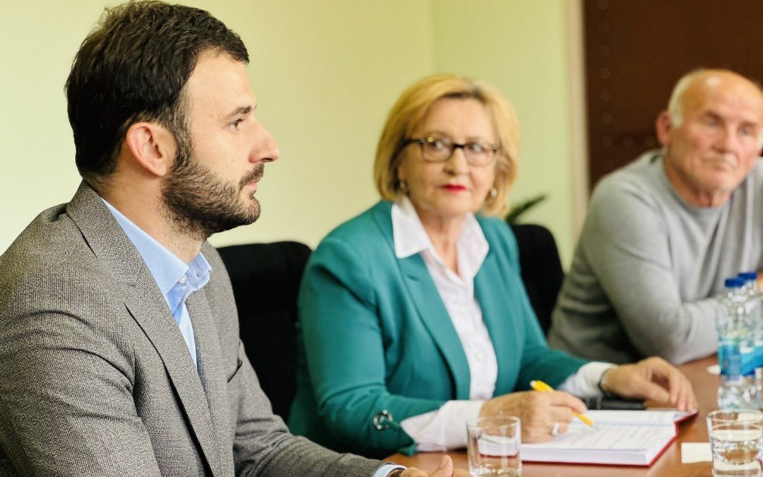Potpredsjednica gradske skupštine Azra Pašalić sa ministrom Nerinom Dizdarom o infrastrukturnim projektima Prijedora