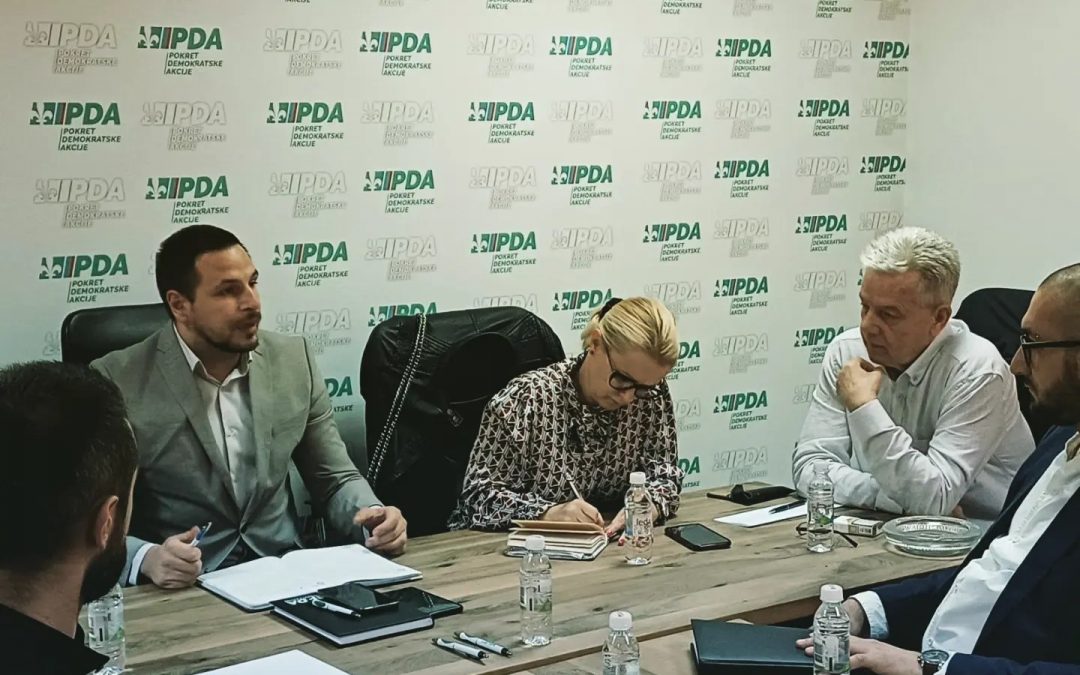 Rukovodstvo PDA održalo sastanak u Lukavcu, Tuzli i Kalesiji