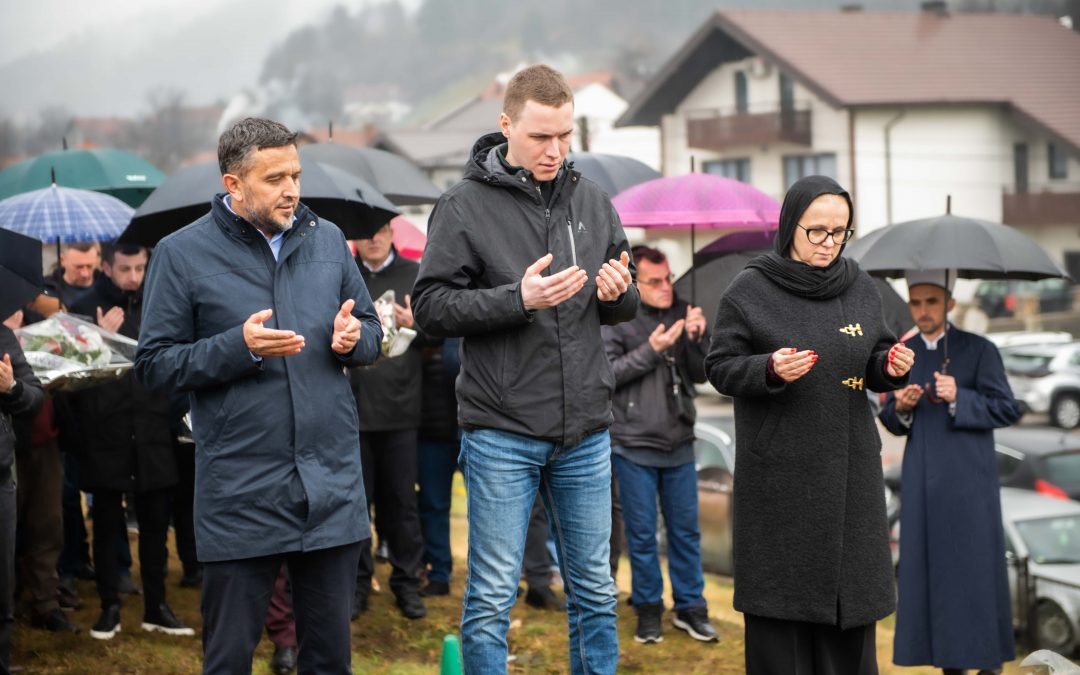 Na Dan nezavisnosti BiH delegacija PDA u Banovićima i Bosanskom Šamcu